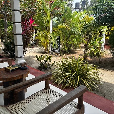 Ubay Guest House Trincomalee Exterior foto