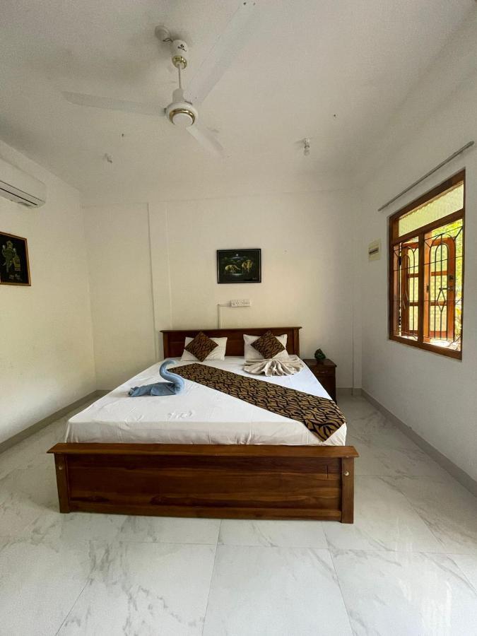 Ubay Guest House Trincomalee Exterior foto
