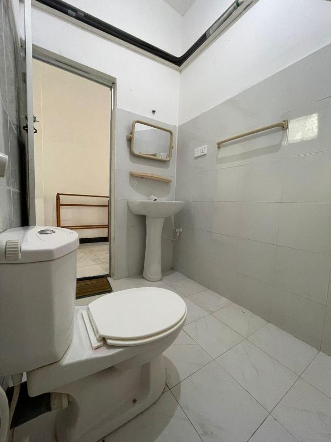 Ubay Guest House Trincomalee Exterior foto