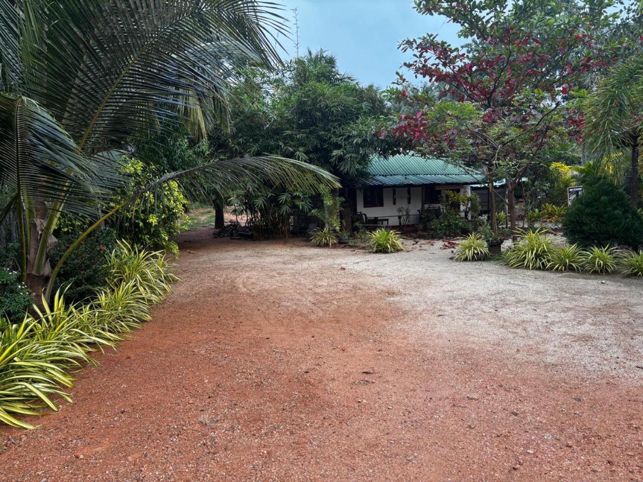 Ubay Guest House Trincomalee Exterior foto